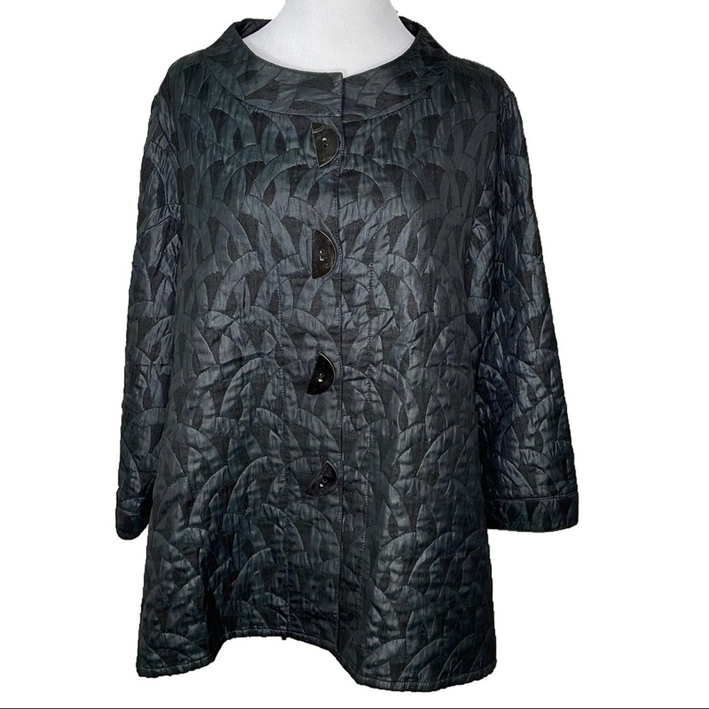 Allie-Coosh Black and Gray Cape Style Button Front Jacket